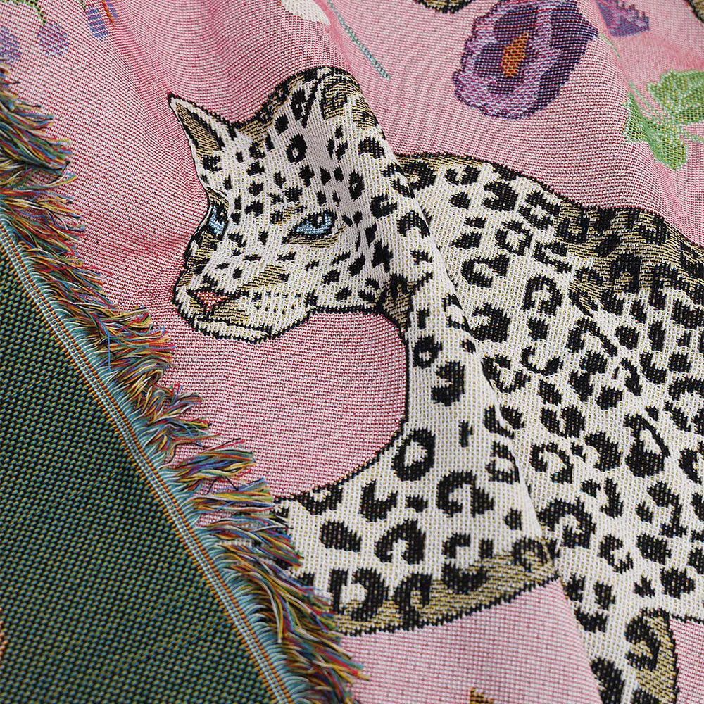 Lisslune | Pink Jungle Leopard Blanket