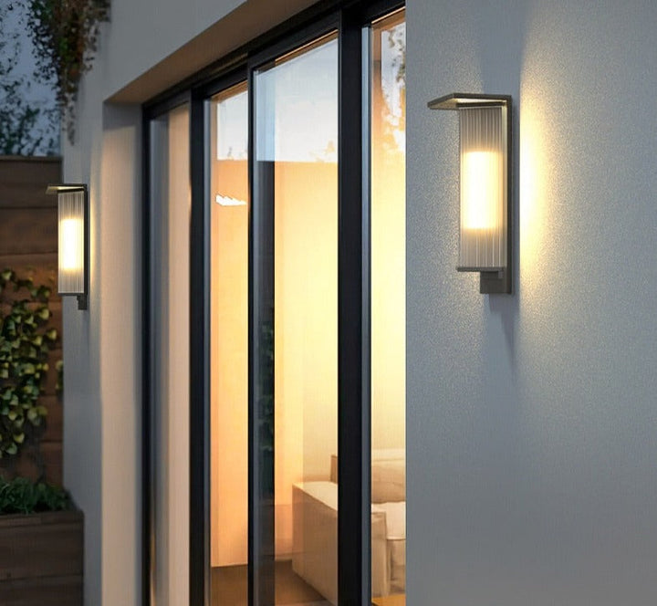 Lisslune | MotionLume – Solar Wall Light with Motion Sensor
