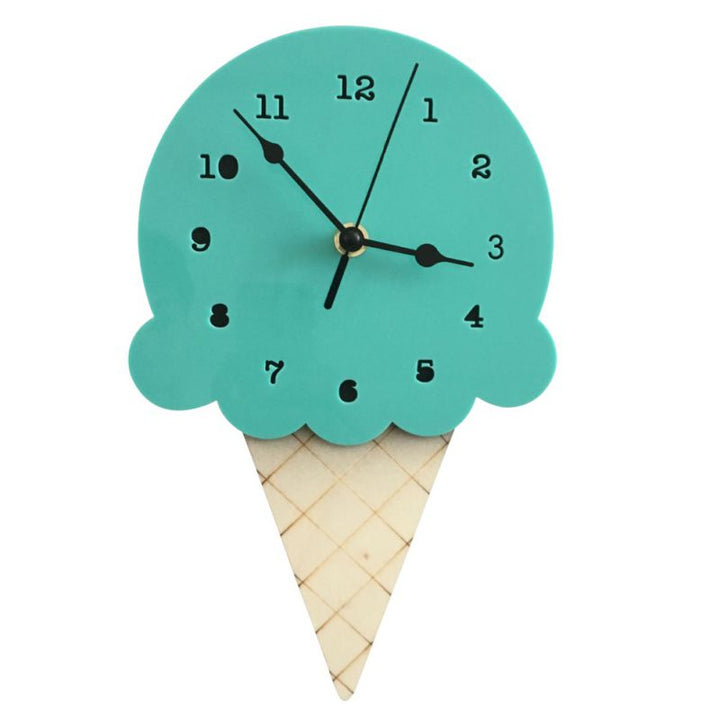 Lisslune | FrostTime Isformet Wall Clock – Fun and Playful Design for Creative Spaces