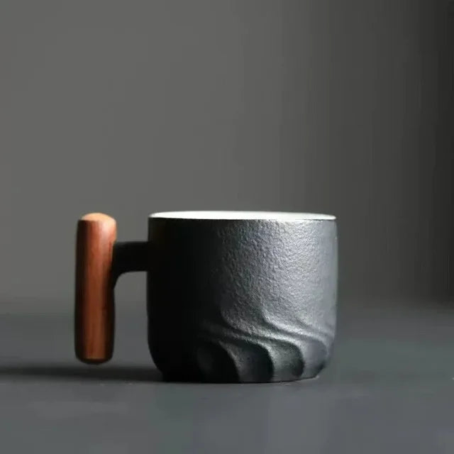 Lisslune | Handmade ceramic coffee mug with wooden handle