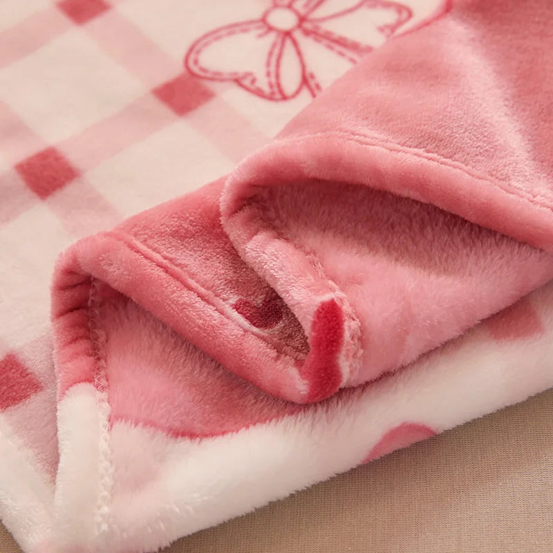 Rynx | Girls Cartoon Strawberry Fleece Blanket, Warm Bedspread Sheet, Fuzzy Soft Fleece Plush Blankets for Bed Sofa Nap Scarf Blankets