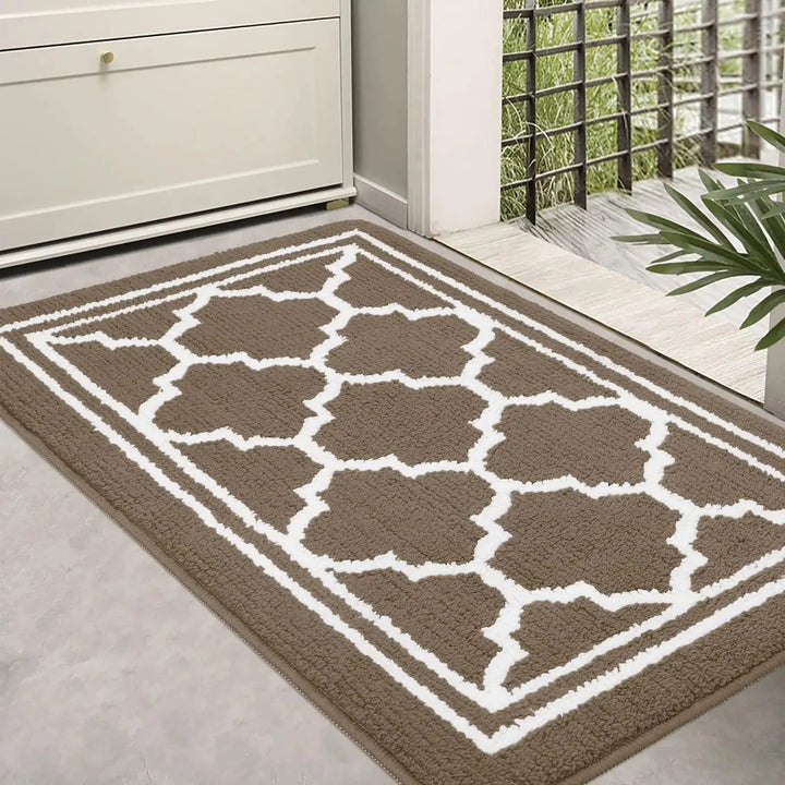 Lisslune | Luxurious non-slip microfiber welcome mat: Chic moisture-absorbing rug for entrances