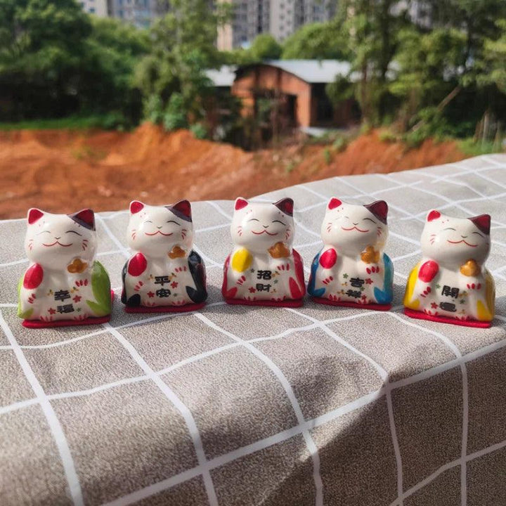 Lisslune | Charming Japanese Ceramic Lucky Cat Daruma Figurine for Home Decor and Gifts