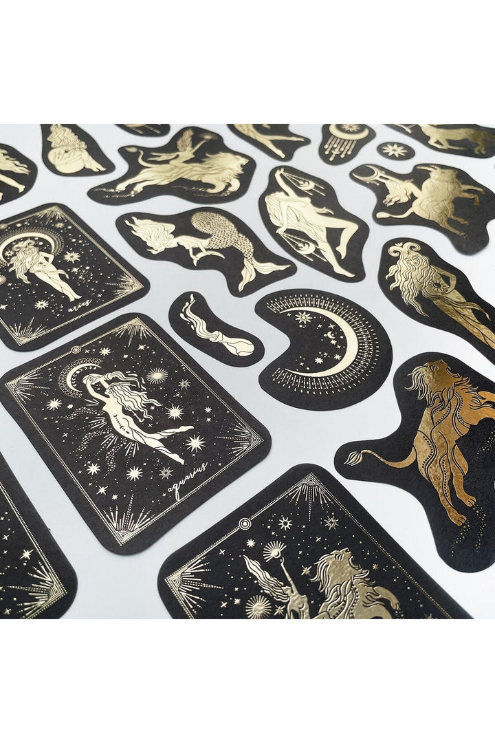 Lisslune | Girl Gold Sticker