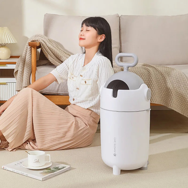 Lisslune | Clean Air Large Odor Neutralizing Trash Can