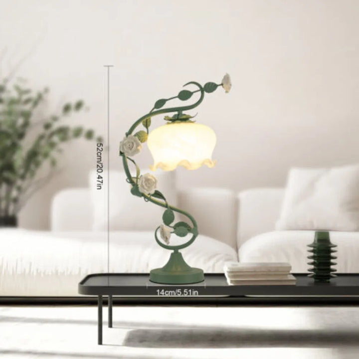 Lisslune | Artistic Nature-Themed Flower Desk Lamp
