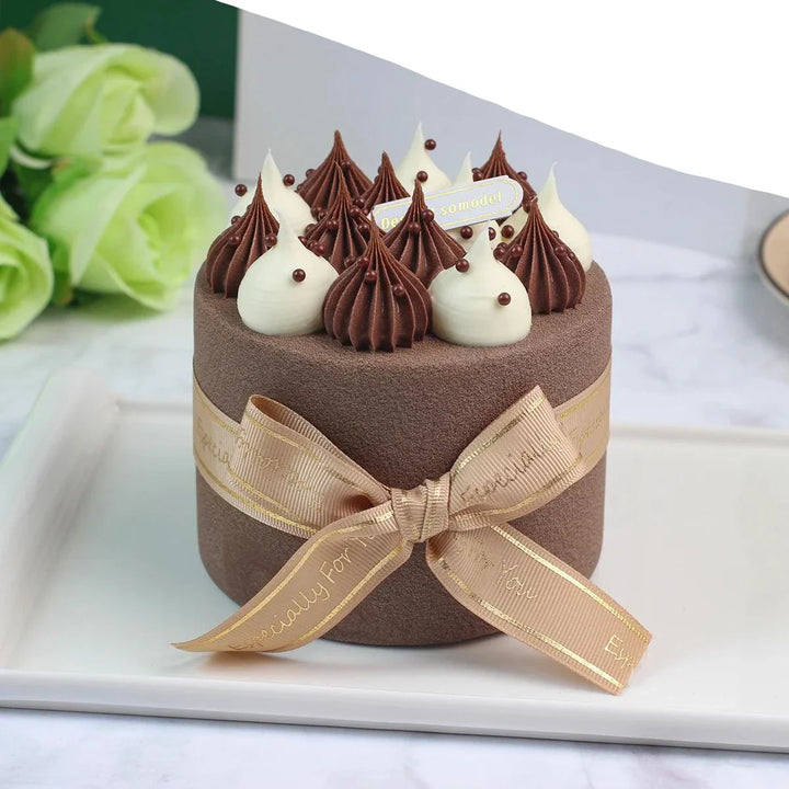 Lisslune | Realistic Artificial Sea Salt Room Cake Model - Ideal for Events, Home Decor, and Restaurant Displays