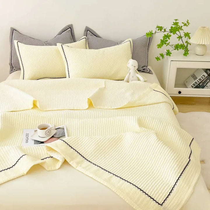 Rynx French Style Quilted Single Double Blanket for Summer Bubble Yarn Air Conditioning Queen Quilt Elegance Princess Thin Comforter
