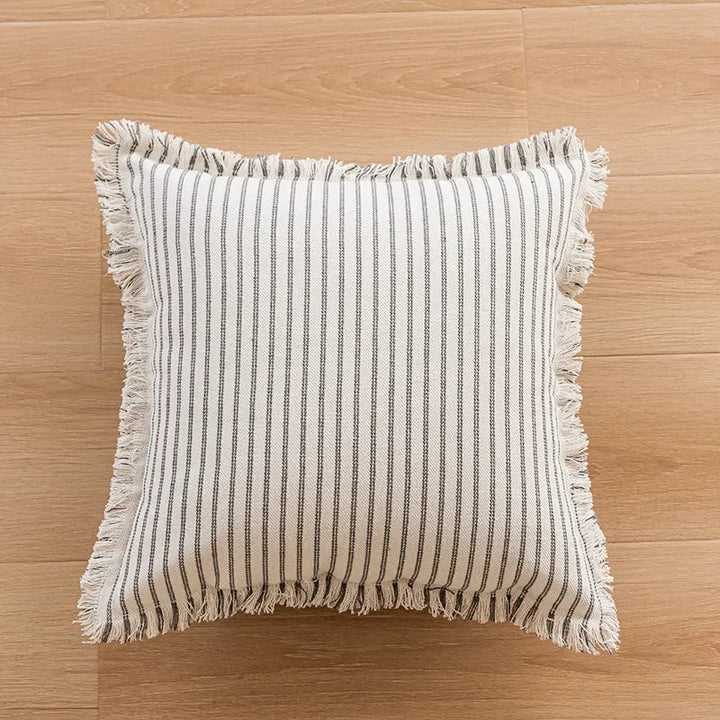 Lisslune | Elegant Pillowcase with Jacquard Pattern and Fringes - Cotton-Linen Blend
