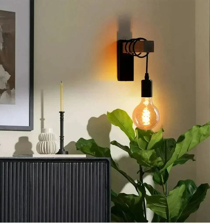 Lisslune | Vintage Wood & Iron Wall Lamp – RetroLume E27