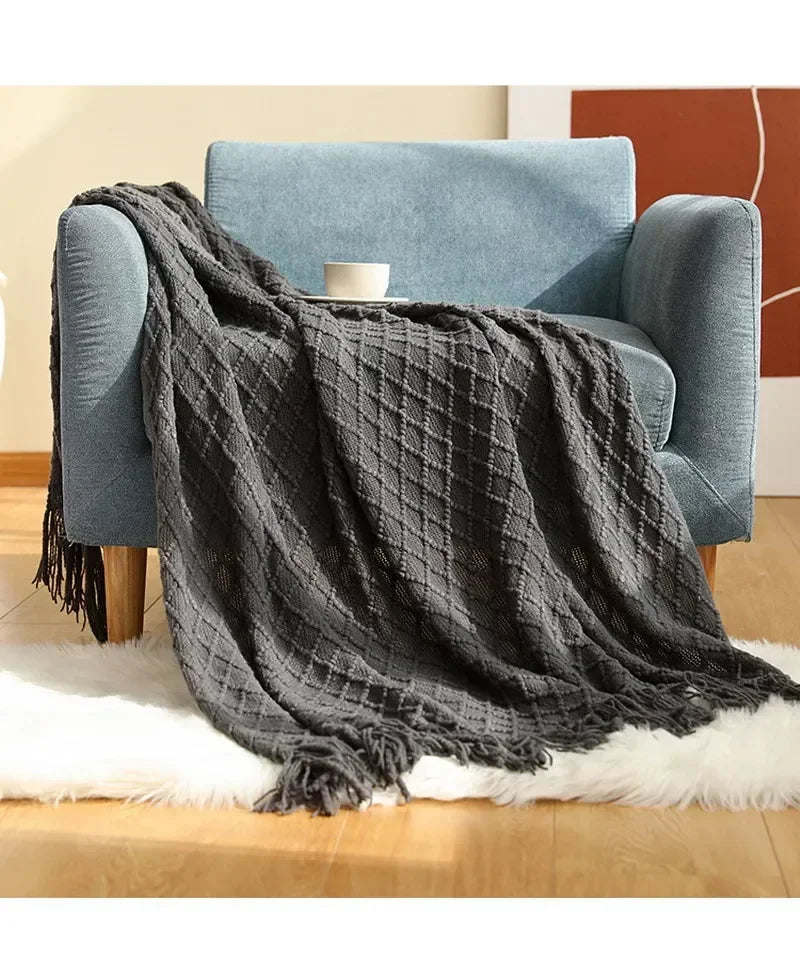 Lisslune | structured fringe blanket