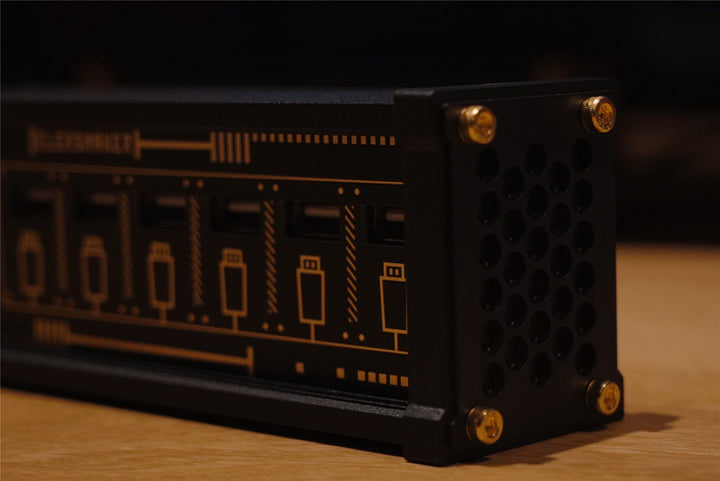 Lisslune | Retro Block USB Socket