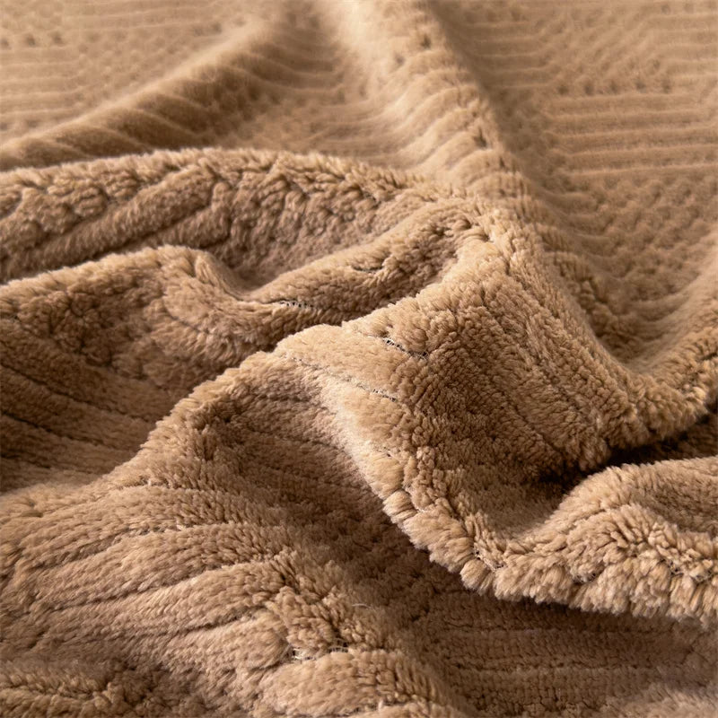 Rynx IEncrypted Carved Velvet Autumn Winter Warm Sofa Blanket Soft Comfortable Warm Bedspreads Throws Fluffy Breathable Bed Sheets