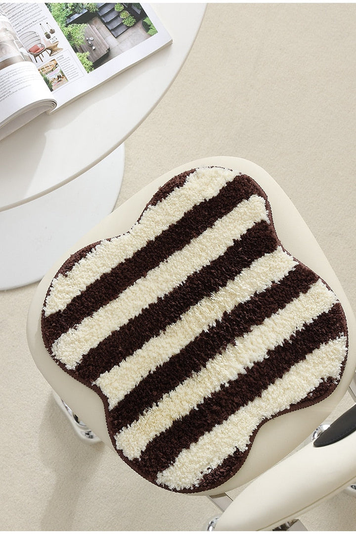 Lisslune | Quilted striped chair cushion