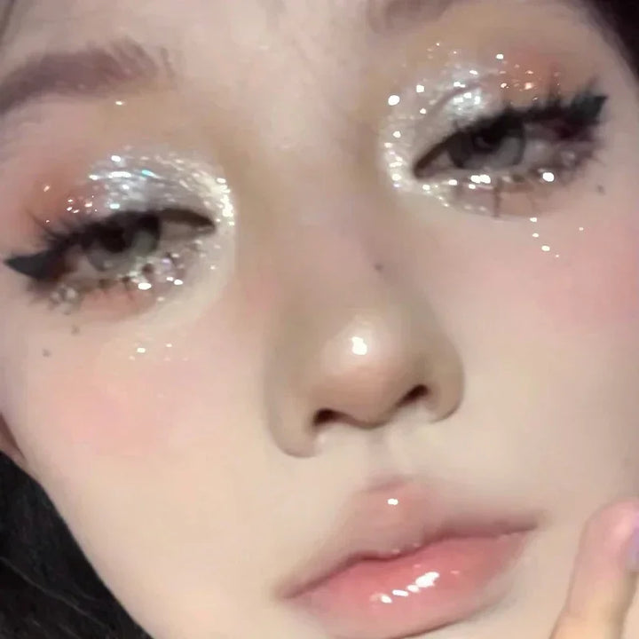 Rynx | 4 Colors Diamond Highlighter Palette Glitter Shimmer Eyeshadow Silver Moonlight Brightening Lies Silk Moth Face Makeup Korean