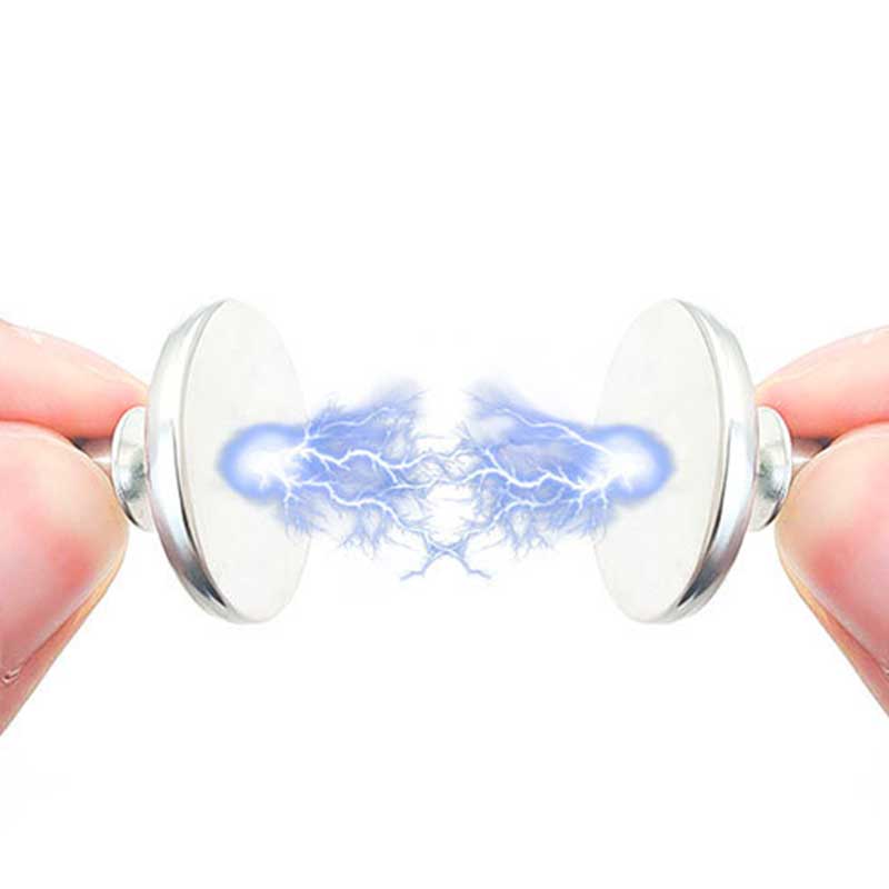 Lisslune | Magnetic curtain hold-backs for closing curtains