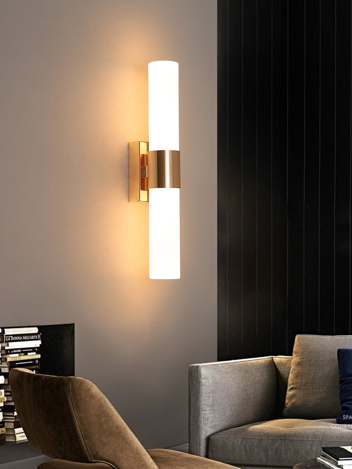 Lisslune | EliteLume – Minimalist Gold Wall Lamp with Energy-Efficient LED
