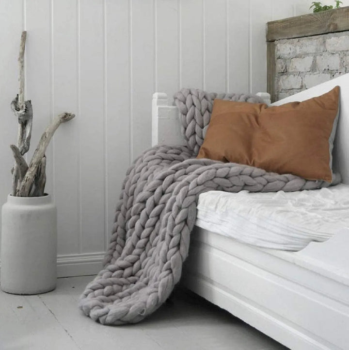 Lisslune | Chunky Knit Blanket – Cozy Wool Blanket for Every Room – Soft & Warm – Perfect for Sofa and Bed