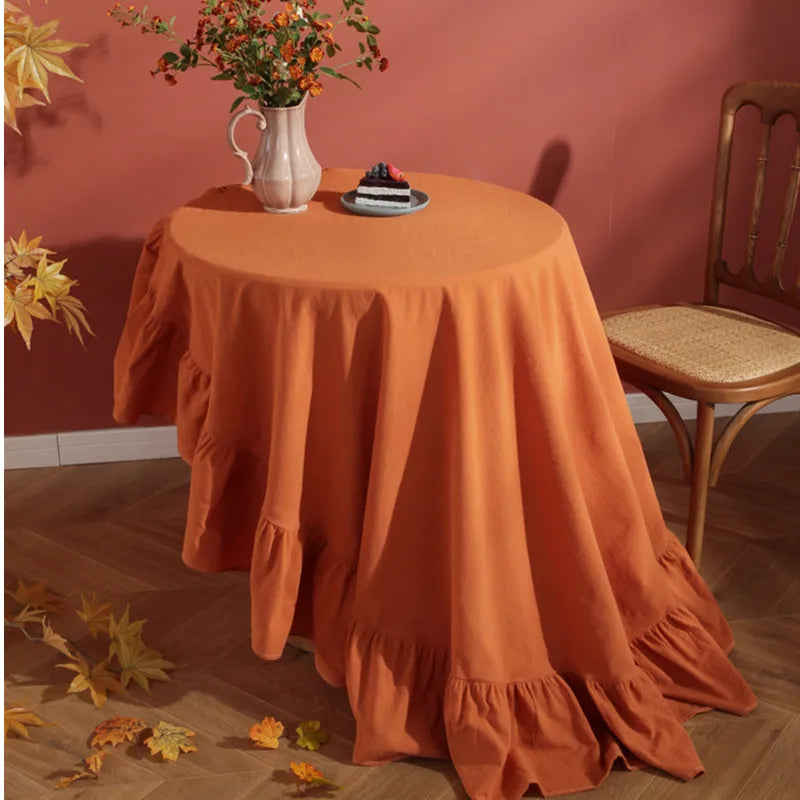 Lisslune | Charm Ruffle Tablecloth