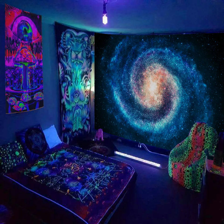 Lisslune | Mushroom Glow Wall Carpet