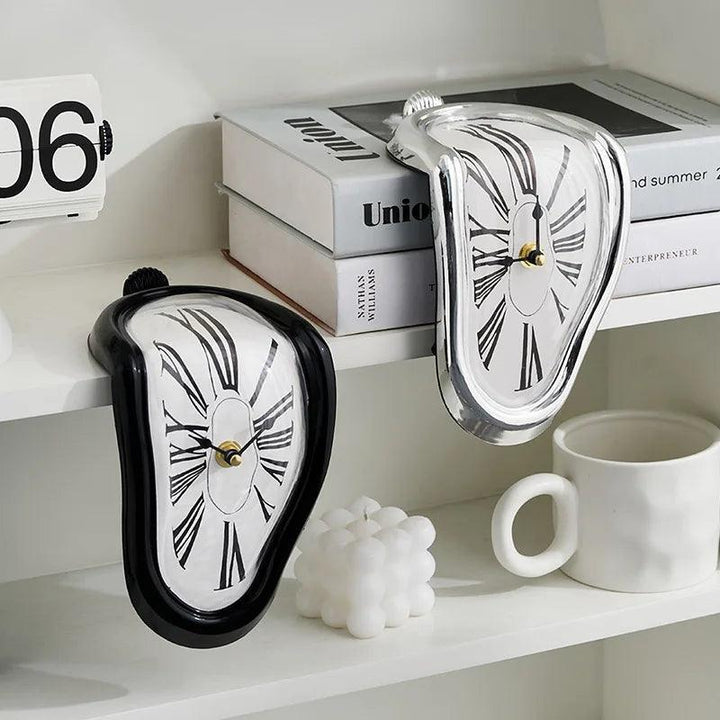 Lisslune | ArtMelt - Unique Art-Inspired Clock