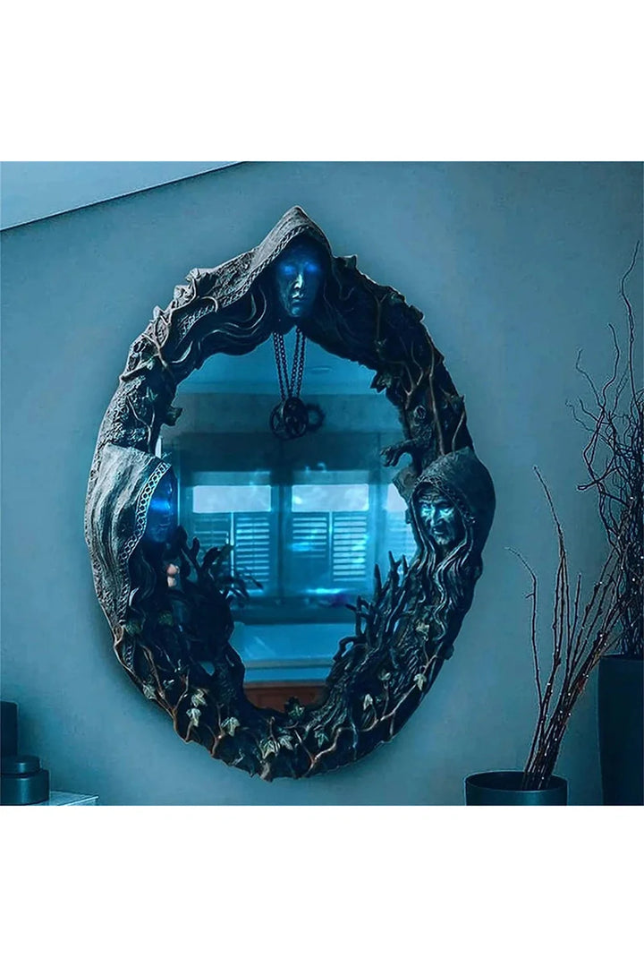Lisslune | Goddess Wall Mirror