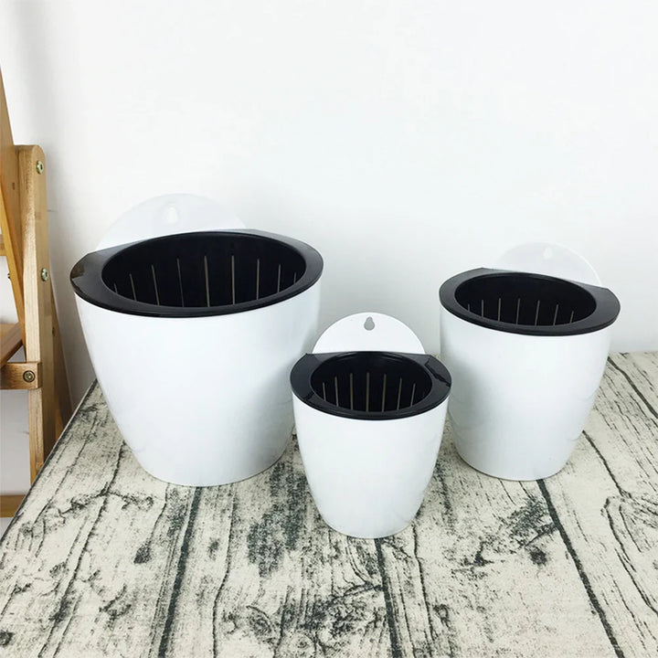 Lisslune | Self-watering hanging plant pot – Modern flower pot for wall mounting