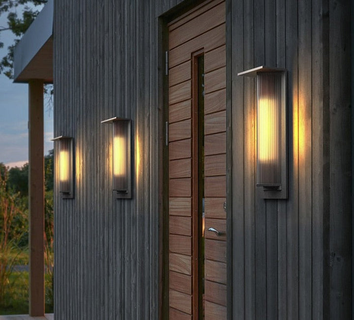 Lisslune | MotionLume – Solar Wall Light with Motion Sensor