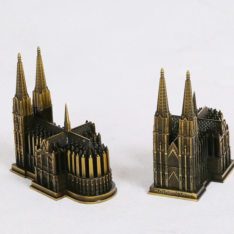 Lisslune | Cologne Cathedral Model Metal Antique Bronze Germany Cologne Cathedral Building Figurine World Famous Landmark Architecture Decoration