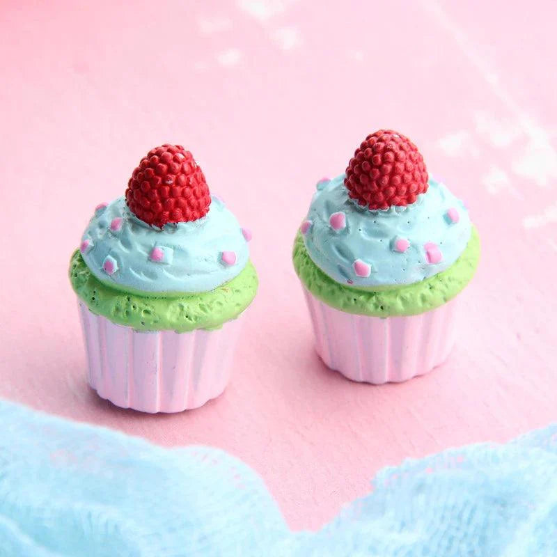 Lisslune | Kawaii 5-piece Miniature Strawberry Heart & Star Resin Cupcake Making Set