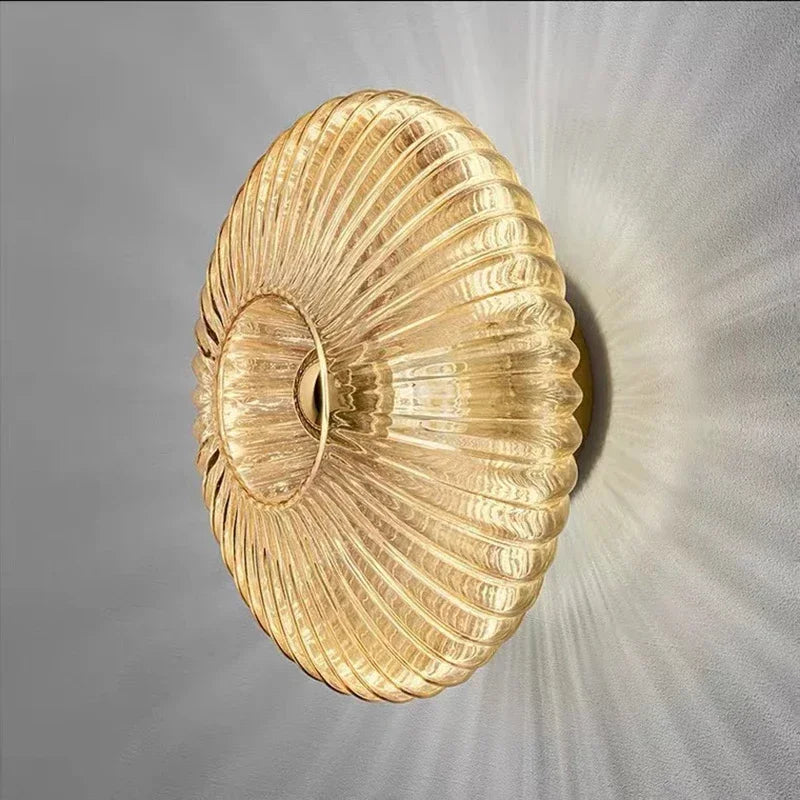 Lisslune | Modern Wall Light Made of Glass