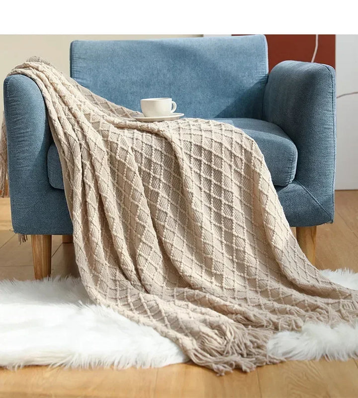 Lisslune | structured fringe blanket