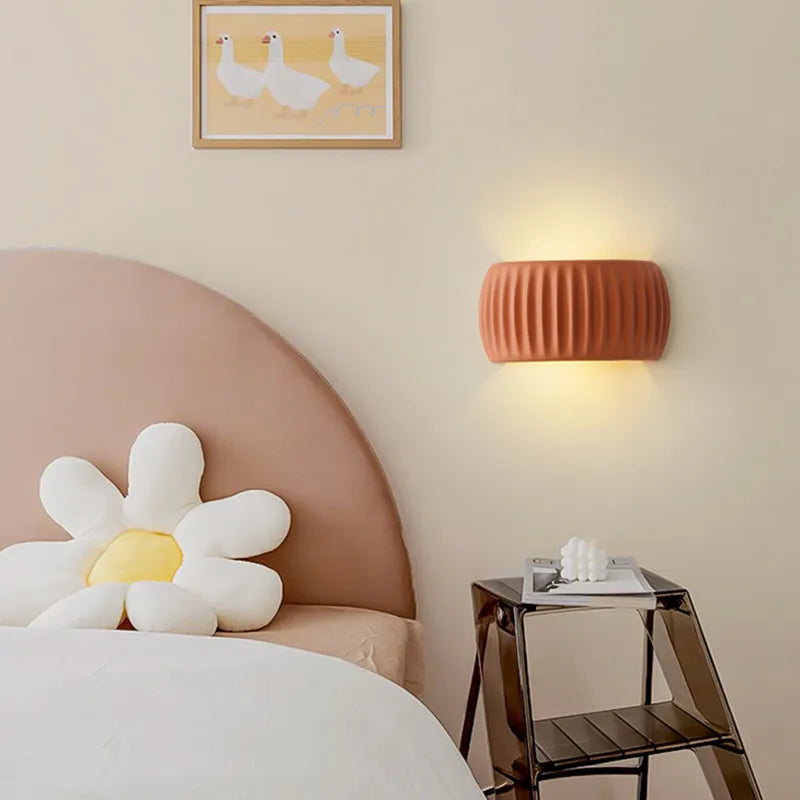 Lisslune | ResinGlow - Artistic Resin Wall Sconce