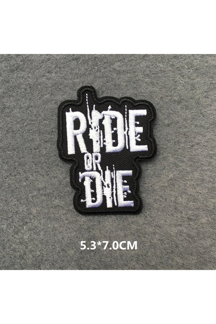 Lisslune | Punk embroidered patch set