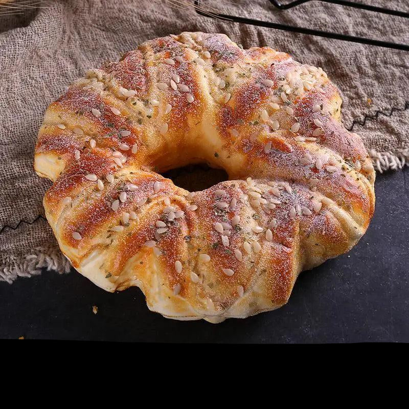 Lisslune | Life-like Synthetic Baker's Bread Set for Impressive Events and Photography
