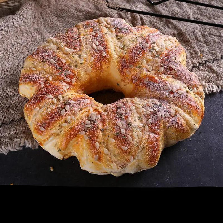 Lisslune | Life-like Synthetic Baker's Bread Set for Impressive Events and Photography
