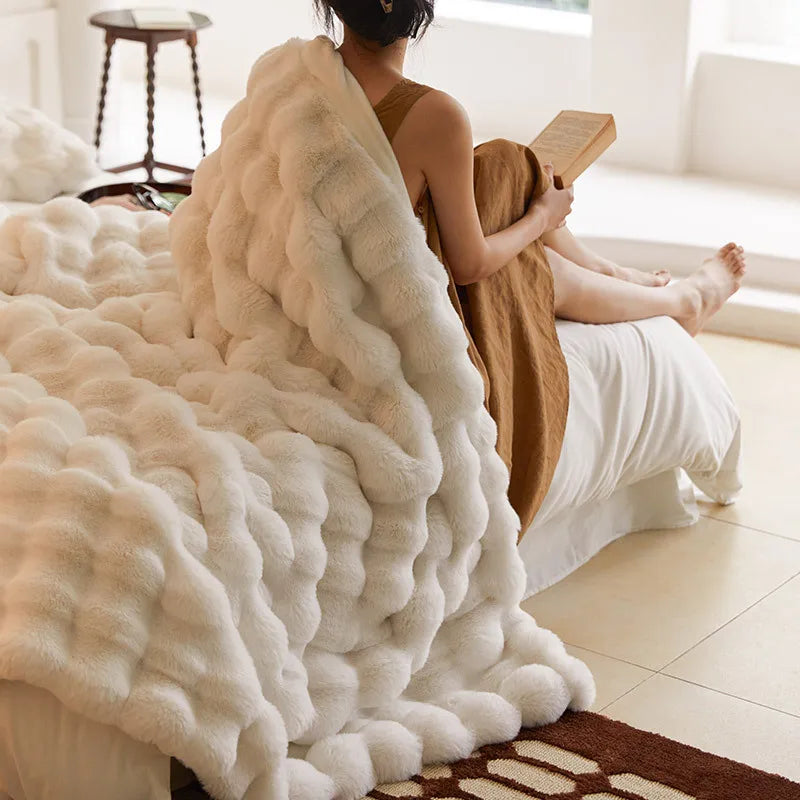 Lisslune | CozyChic - Luxe Throw Blanket for Warm Moments