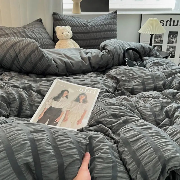 Rynx | Luxurious White Ruffled Seersucker Duvet Cover Soft Solid Color Bedding with Bed Sheet Pillowcases Twin Queen King Size