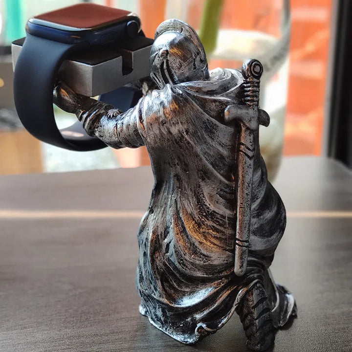 Lisslune | Guardian of Timepiece Medieval Watch Holder