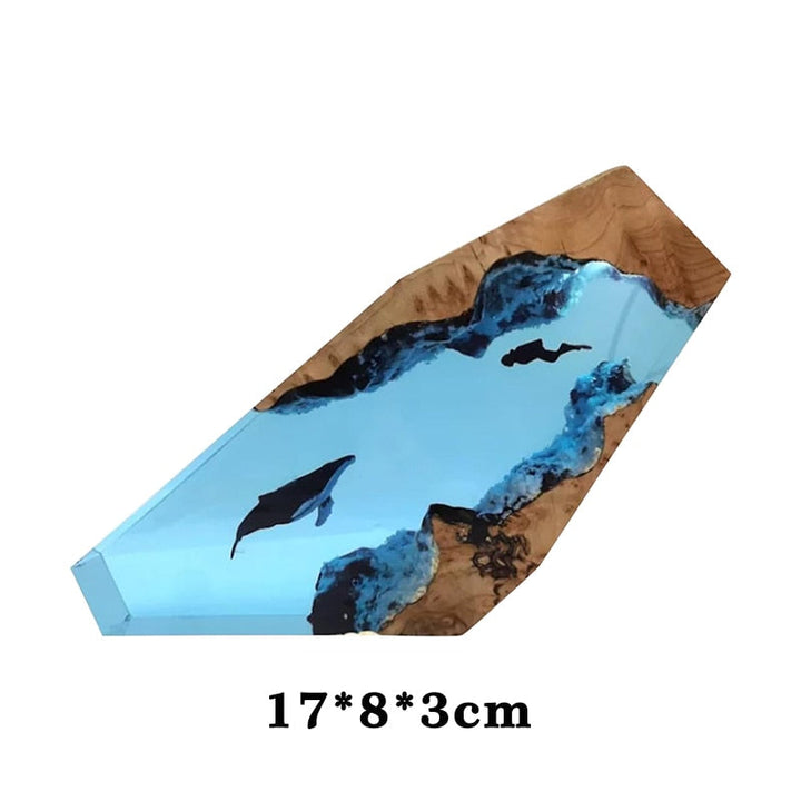 Lisslune | Deep Sea Adventure Resin Diver Lamp Decor