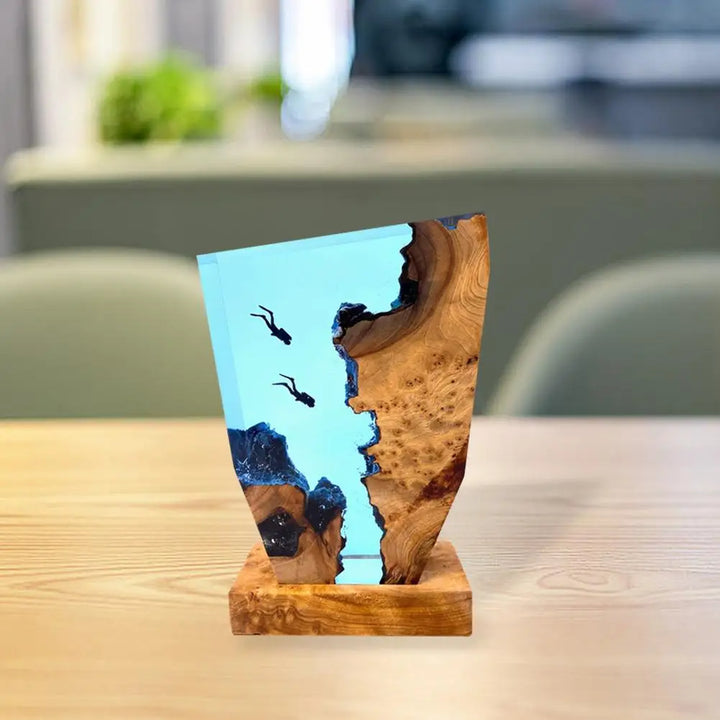 Lisslune | OceanDepths | Ocean Karst Diver Table Lamp