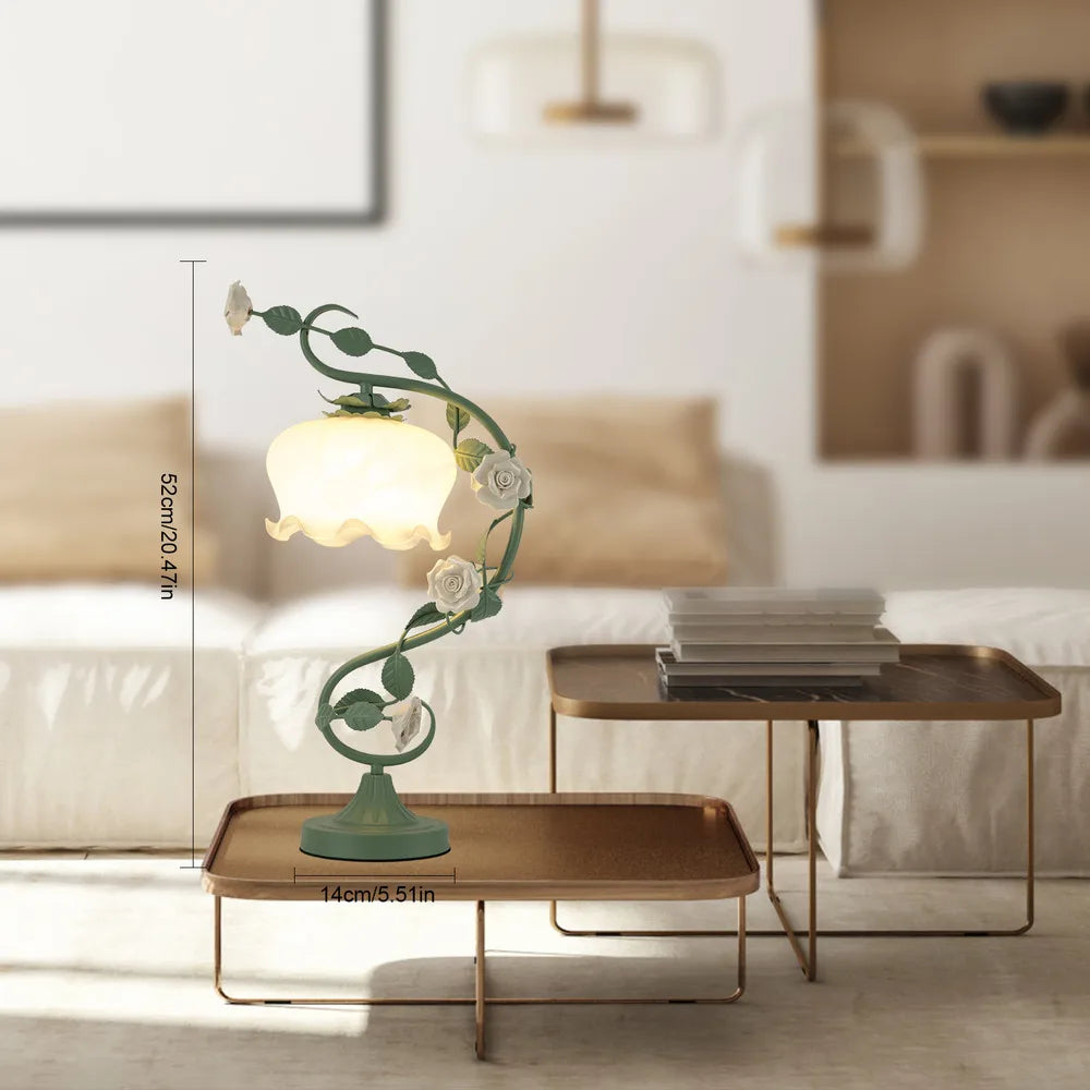 Lisslune | Artistic Nature-Themed Flower Desk Lamp