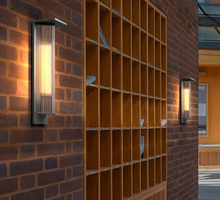 Lisslune | MotionLume – Solar Wall Light with Motion Sensor