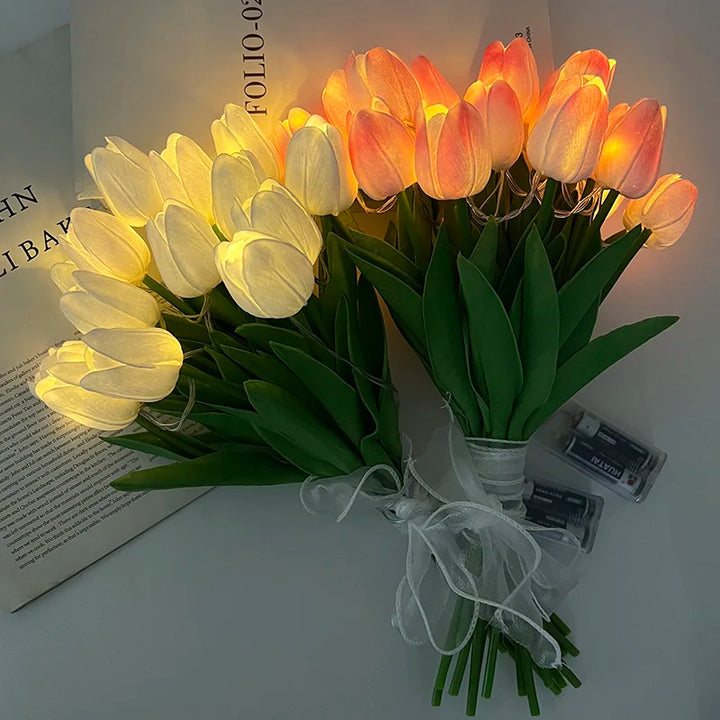 Lisslune | LED lamp with artificial tulip bouquet perfect for gifts or as wedding party home decorations