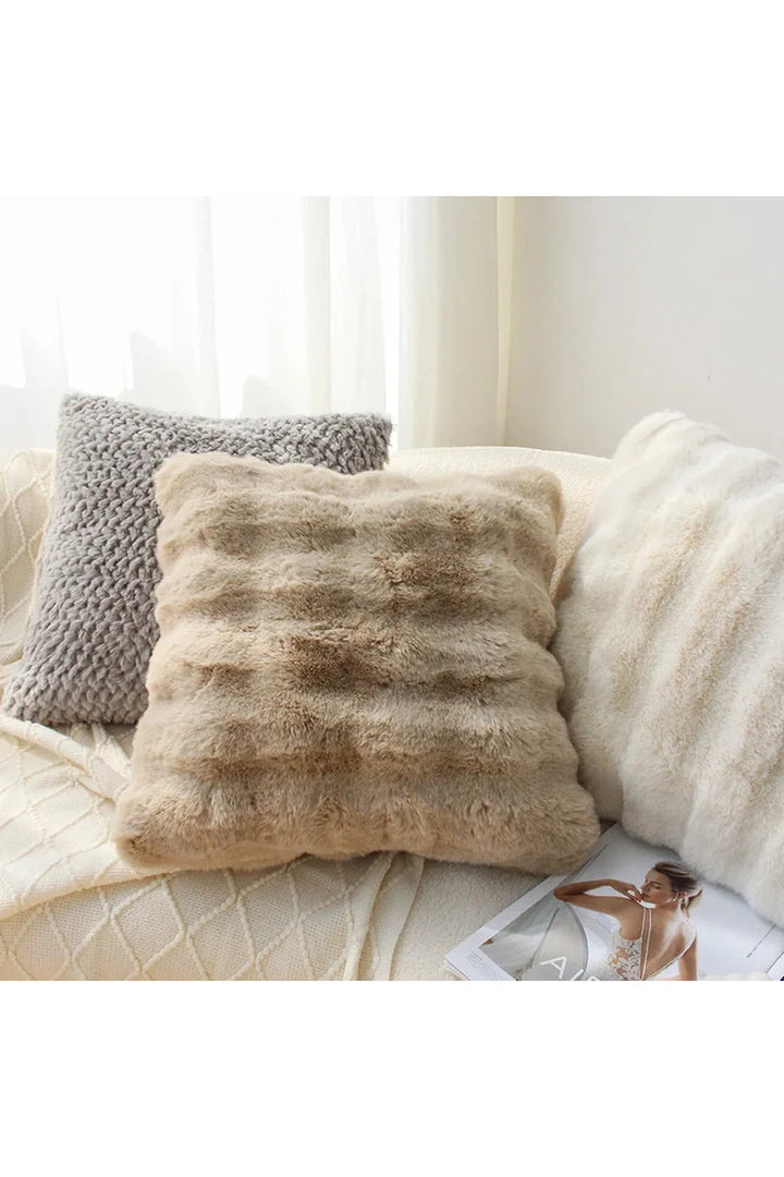 Lisslune | Cream plush pillowcase