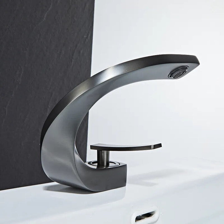 Lisslune | Nordic Arch Artistic Deck Mounted Faucet