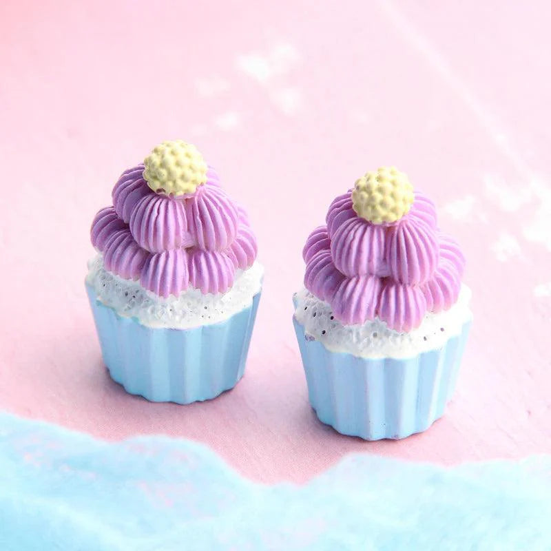 Lisslune | Kawaii 5-piece Miniature Strawberry Heart & Star Resin Cupcake Making Set