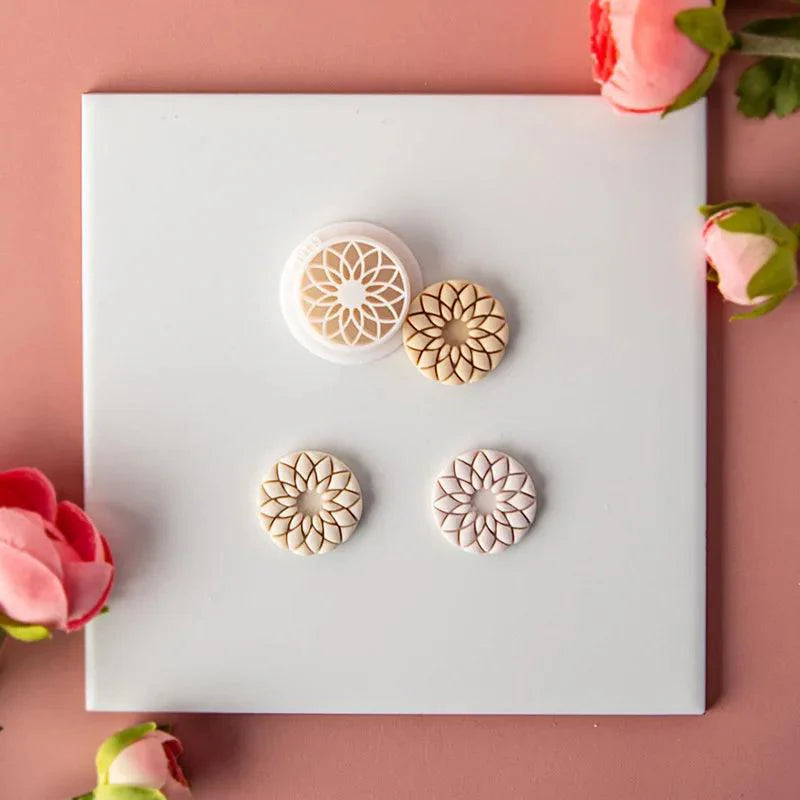 Lisslune | Flower and geometric polymer clay cutters for unique earrings and jewelry creations