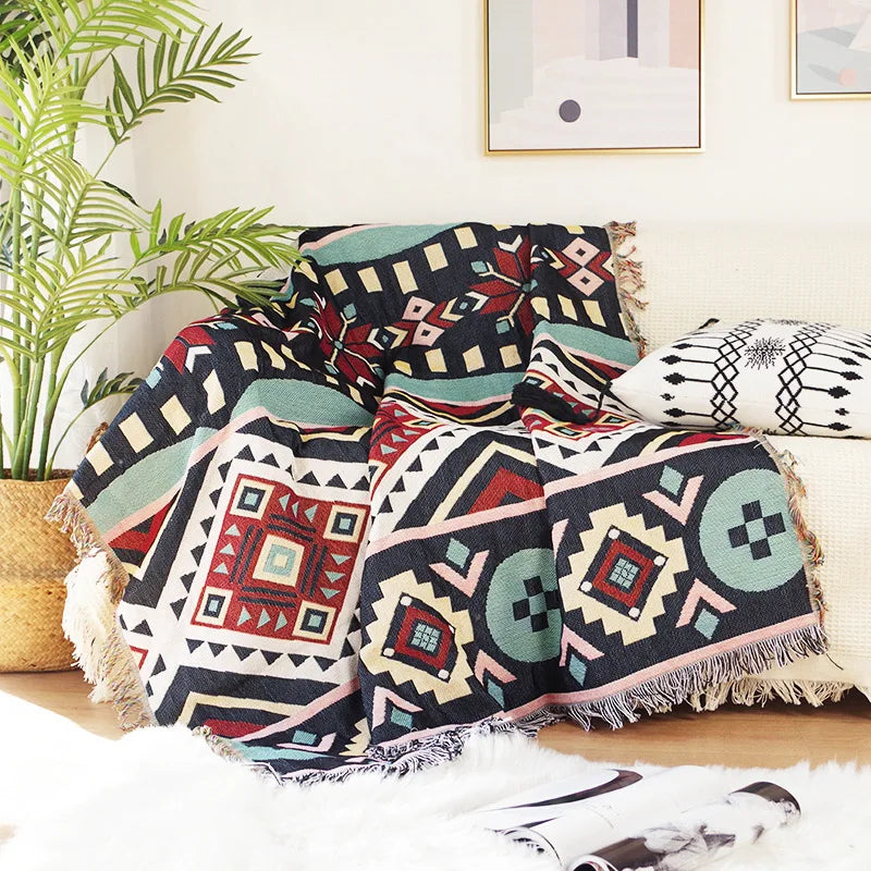 Lisslune | Desert Aztec Blanket