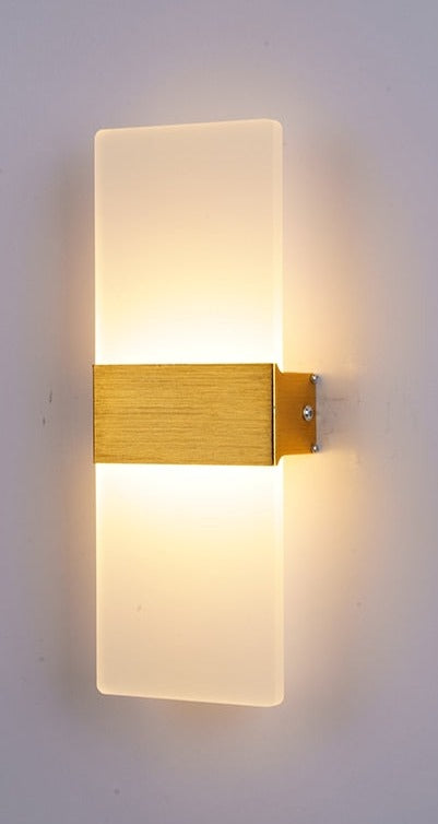 Lisslune | SoftBeam – Streamlined Wall Lamp Perfect for Bedrooms